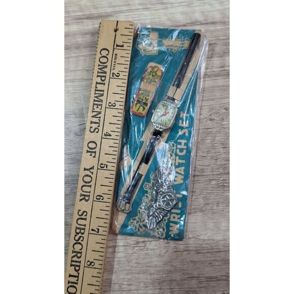 vtg Japanese Childrens Wrist Watch With Samurai Theme  Band Original Packaging - Picture 4 of 4